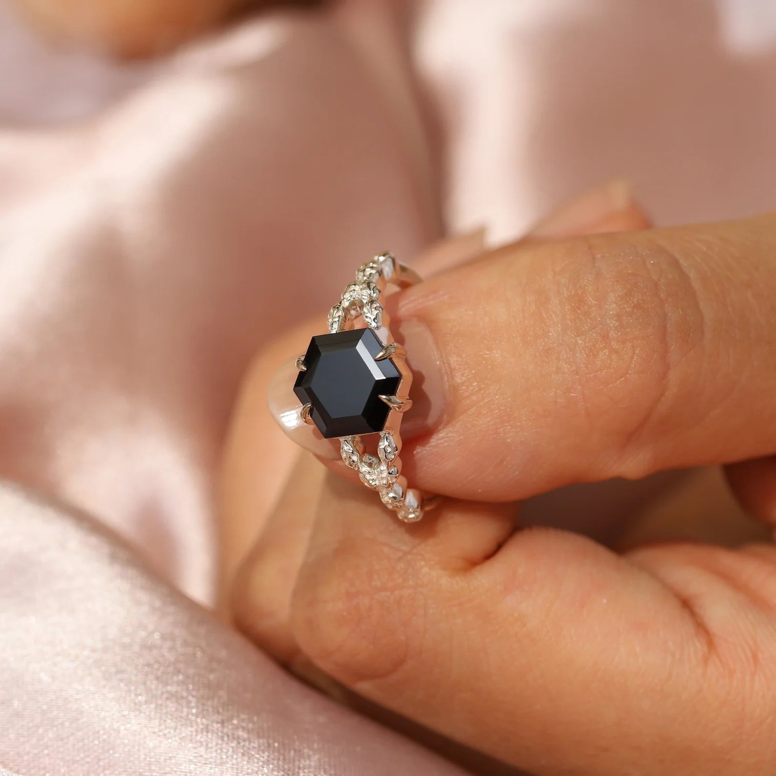 Gaia Hexagon Black Spinel Ring with Leaves Band