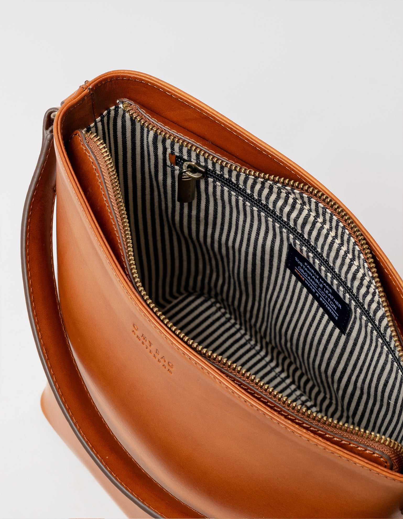 Bobbi Bucket Bag Maxi | Classic Leather