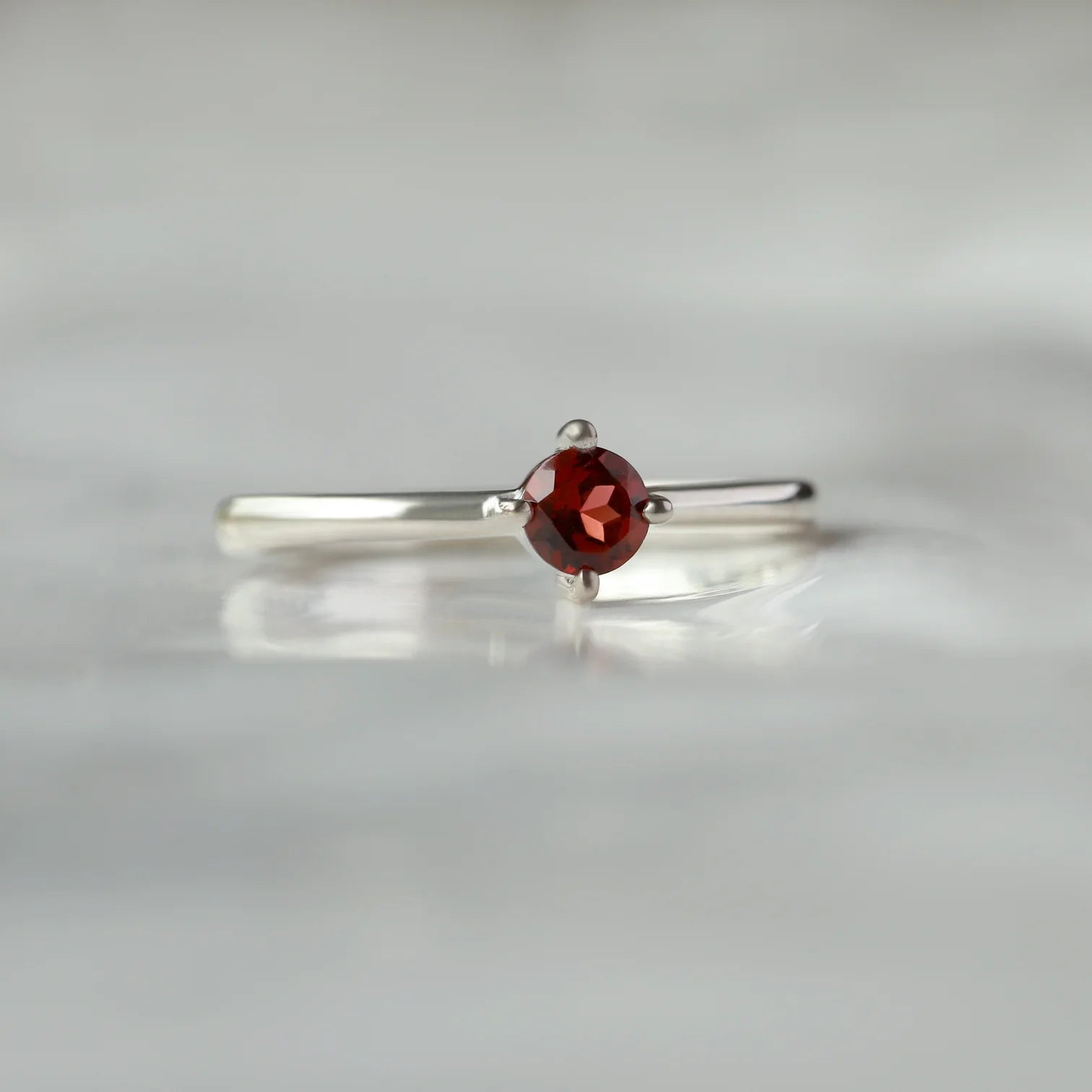 Kristian Garnet Ring