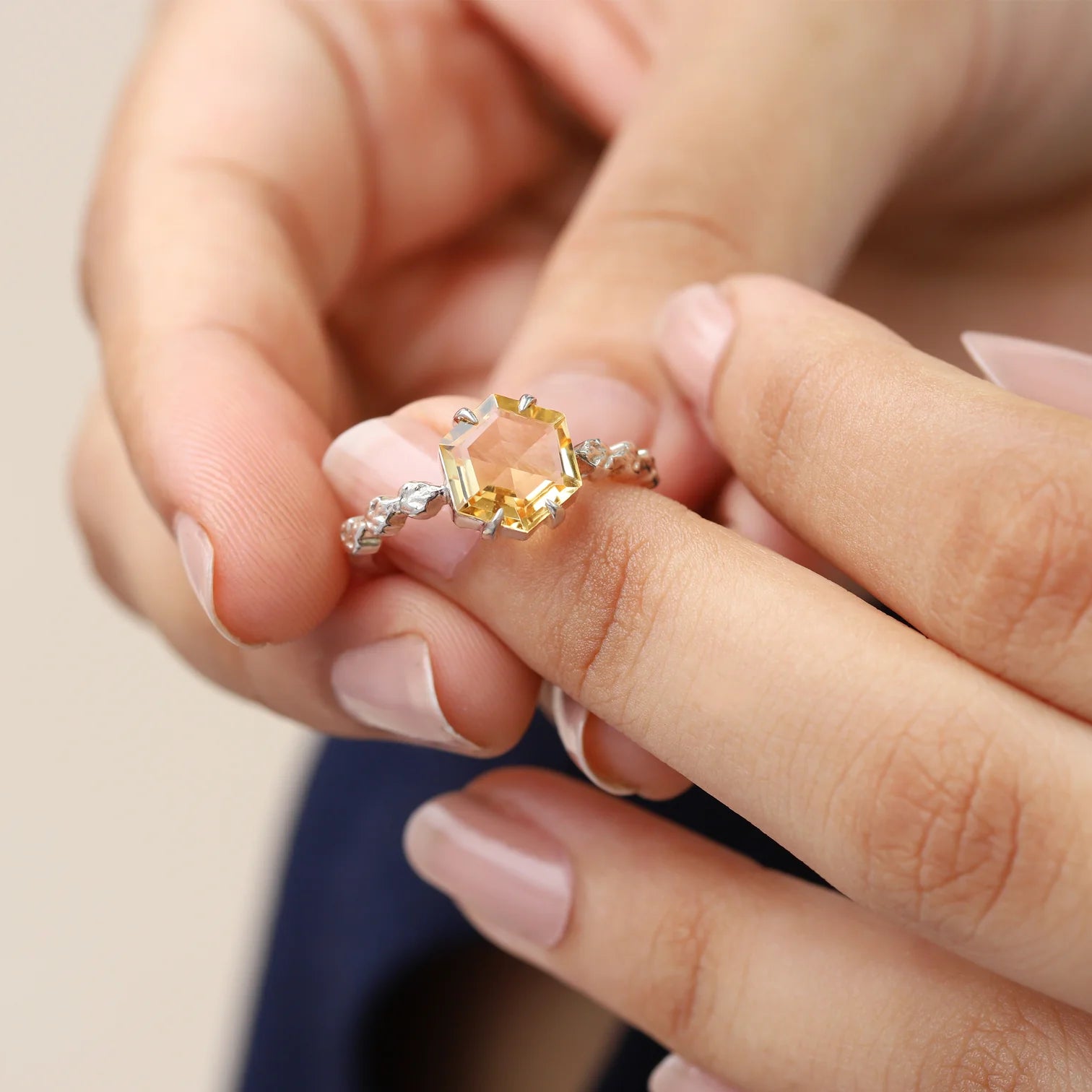 Sierra Hexagon Citrine with Leaves Band