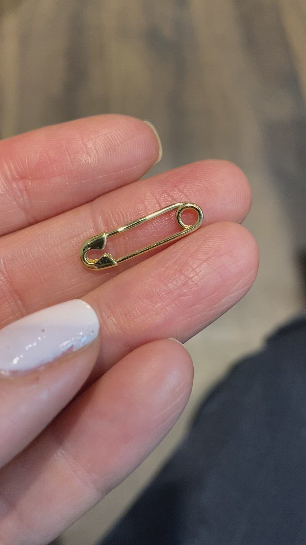 14k Gold Safety Pin Earring
