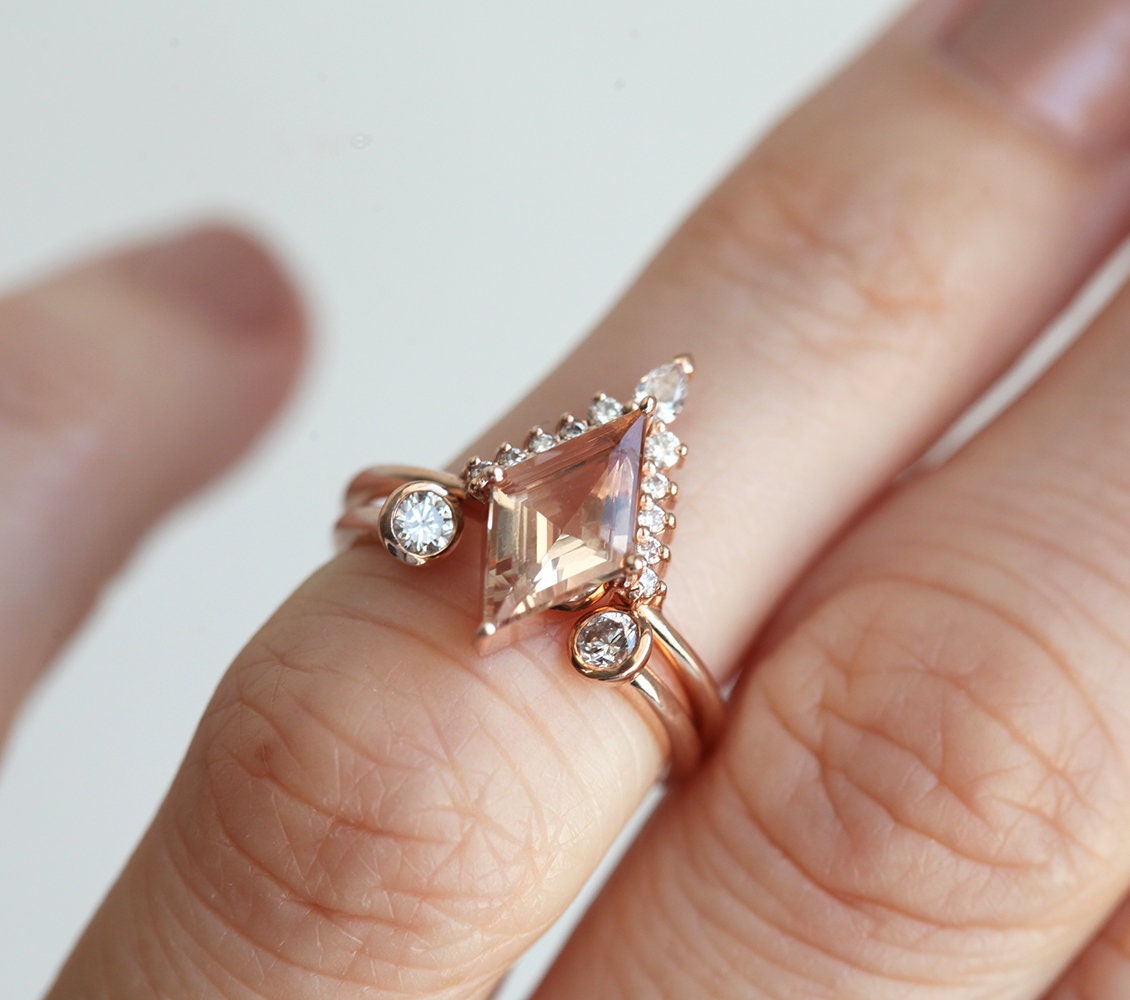 Amaris Kite Morganite & Diamond Ring