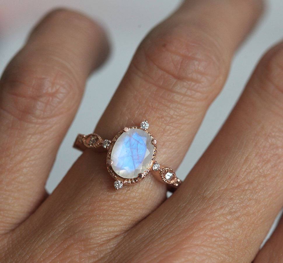 Arya Blue Oval Moonstone Ring