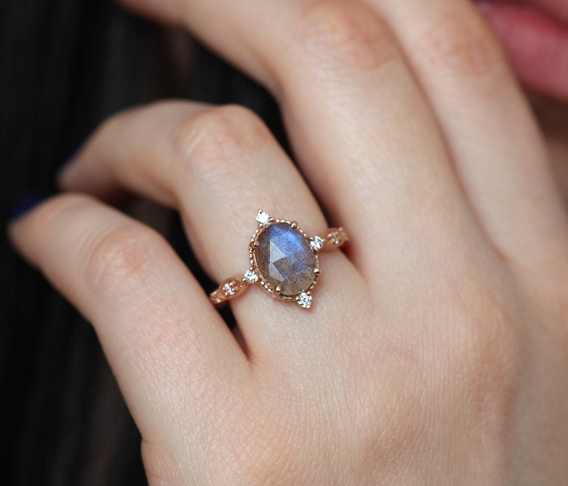 Arya Vintage Inspired Labradorite Ring
