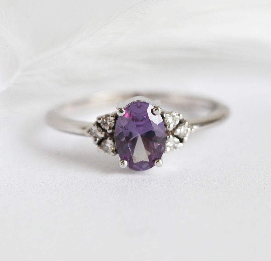 Dora Lab Alexandrite & Diamond Ring