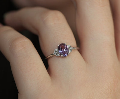 Dora Lab Alexandrite & Diamond Ring