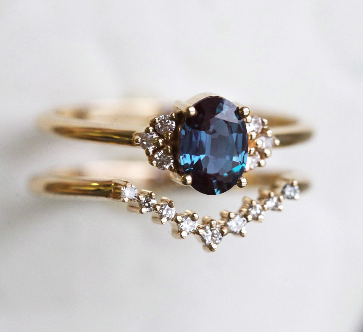 Dora Oval Alexandrite Ring