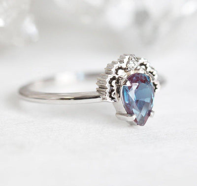 Etta Alexandrite Ring