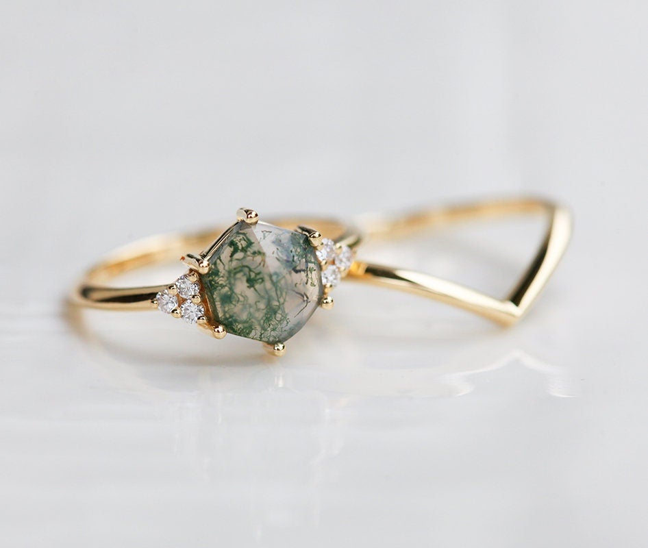 Klara Hexagon Moss Agate Ring Set With Diamonds