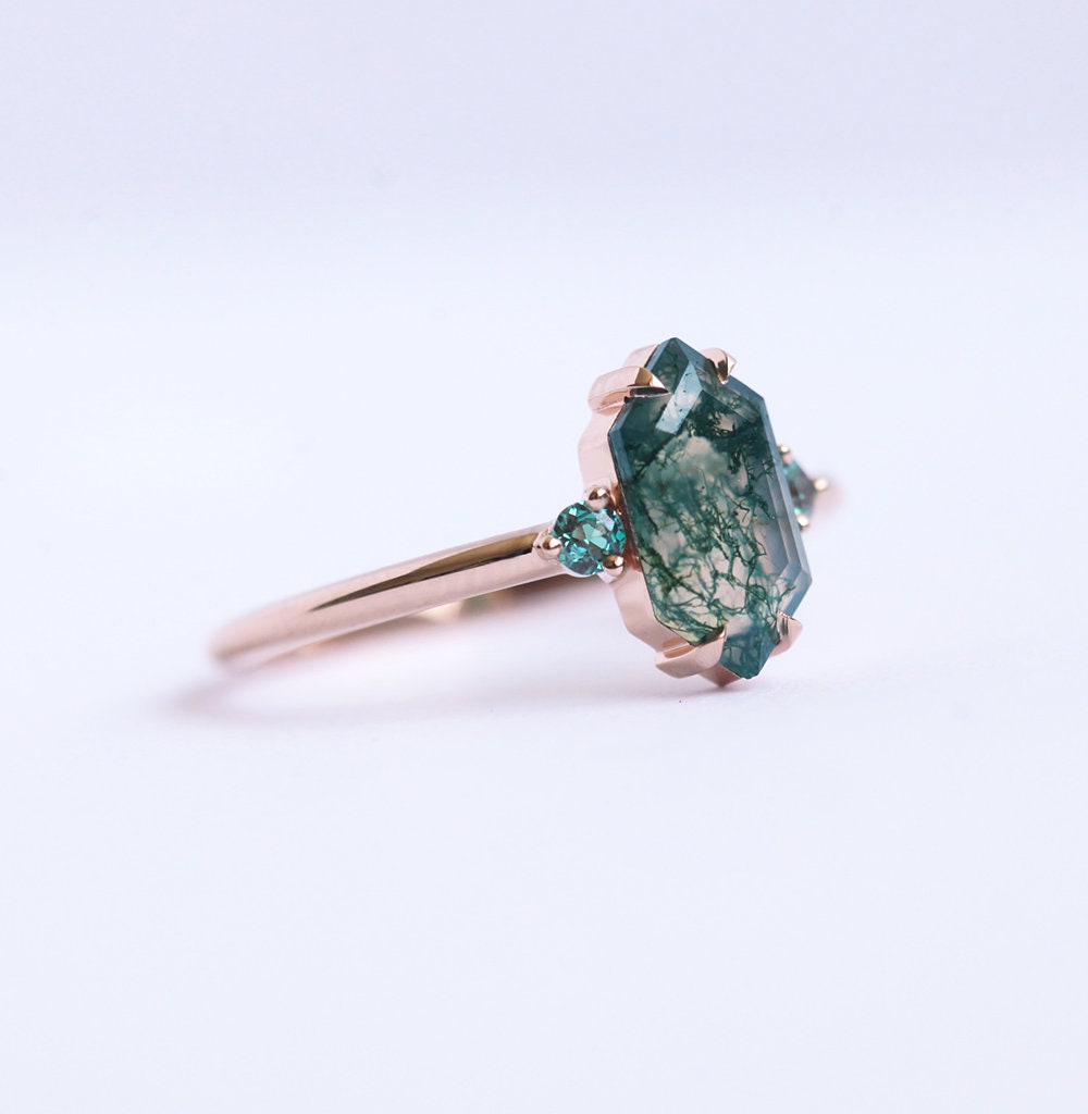 Luna Moss Agate And Alexandrite Ring With Diamond Band