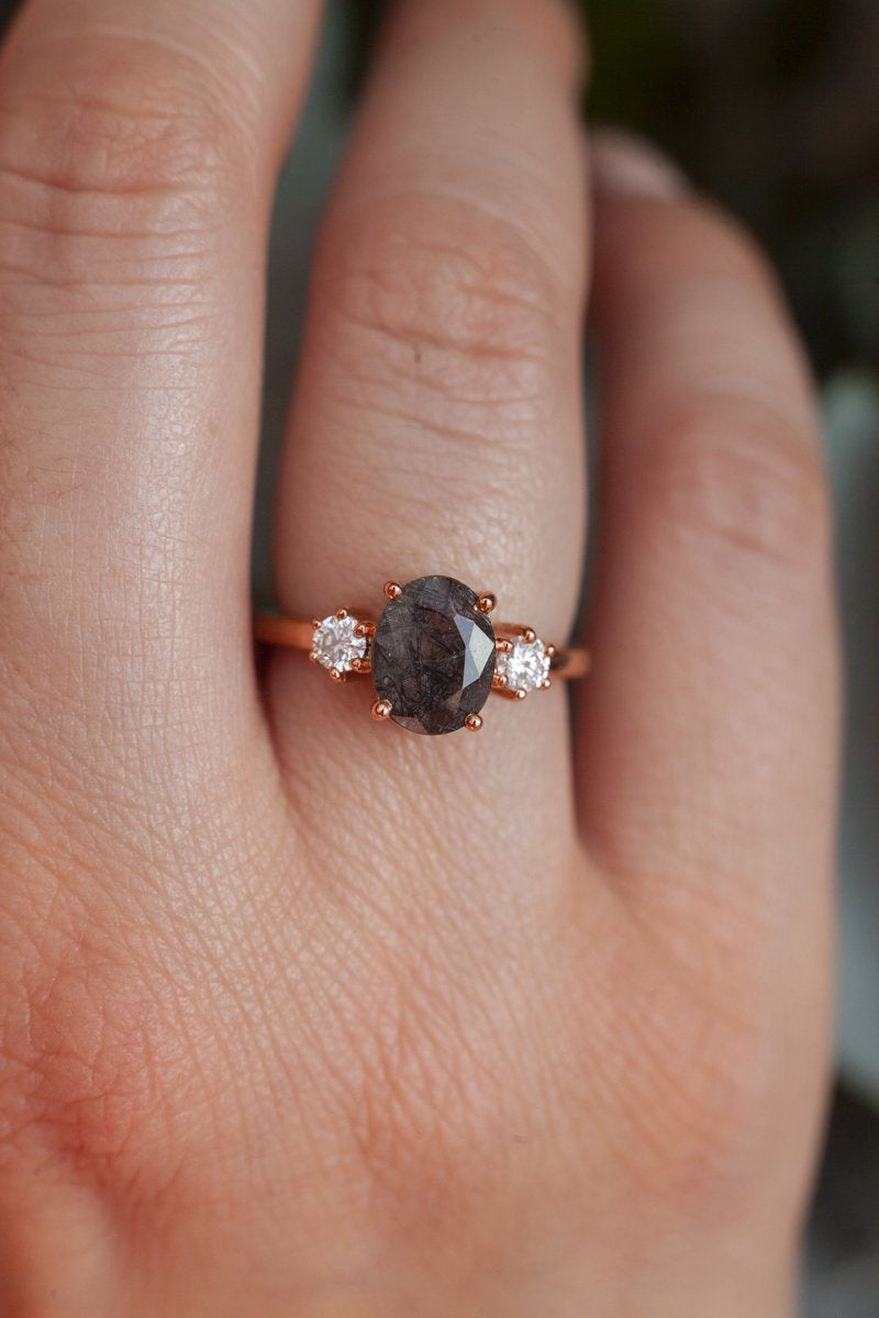 Khloe Oval Black Rutile Quartz Ring with side Moissanite