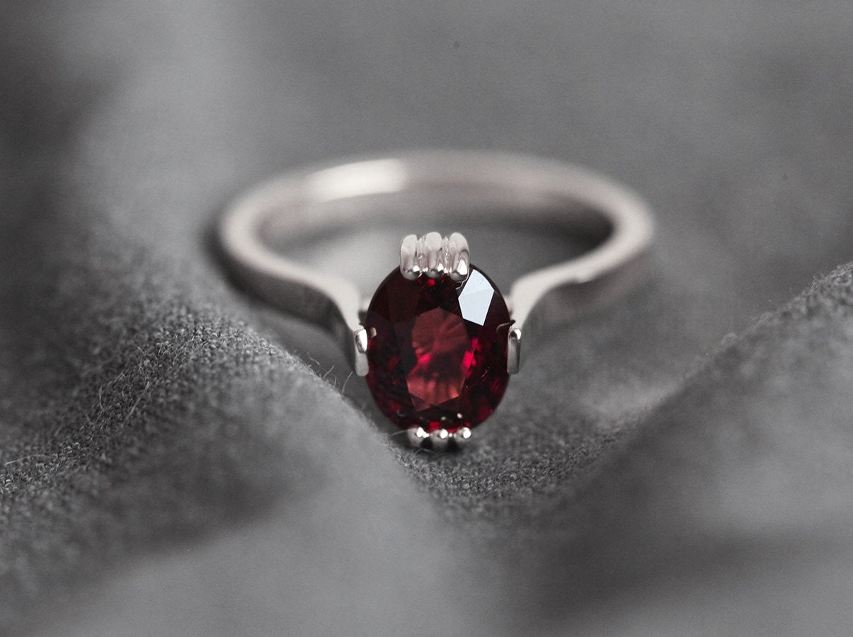 Salem Oval Garnet Ring