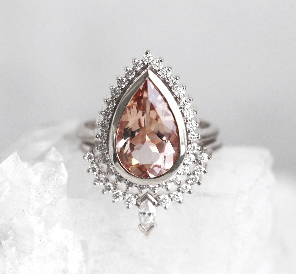 Tara Morganite and Diamond Ring Set