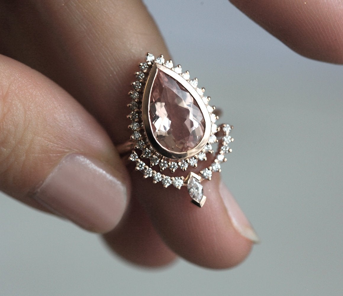 Tara Morganite and Diamond Ring Set