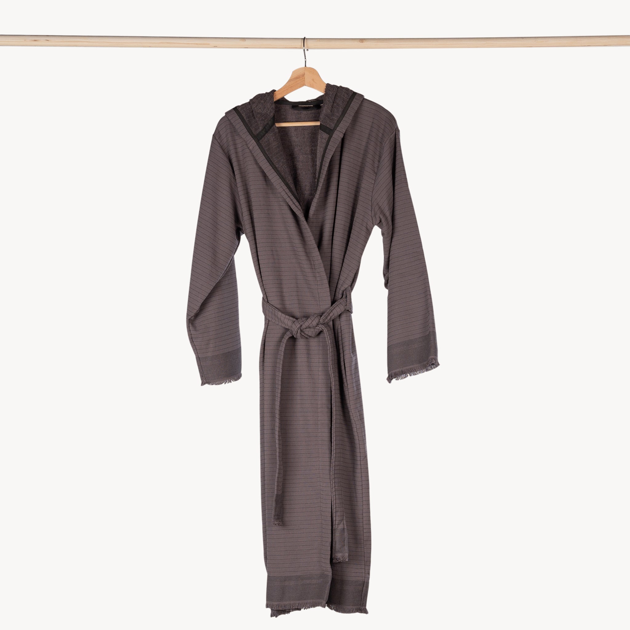 Leo Terry Robe