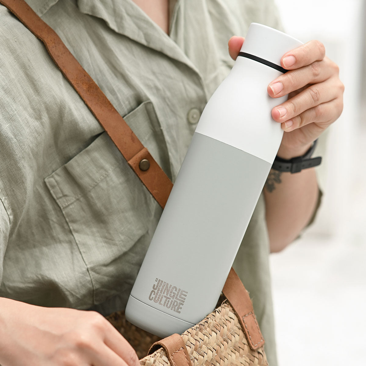 Insulated Jug. Stainless Steel & Reusable